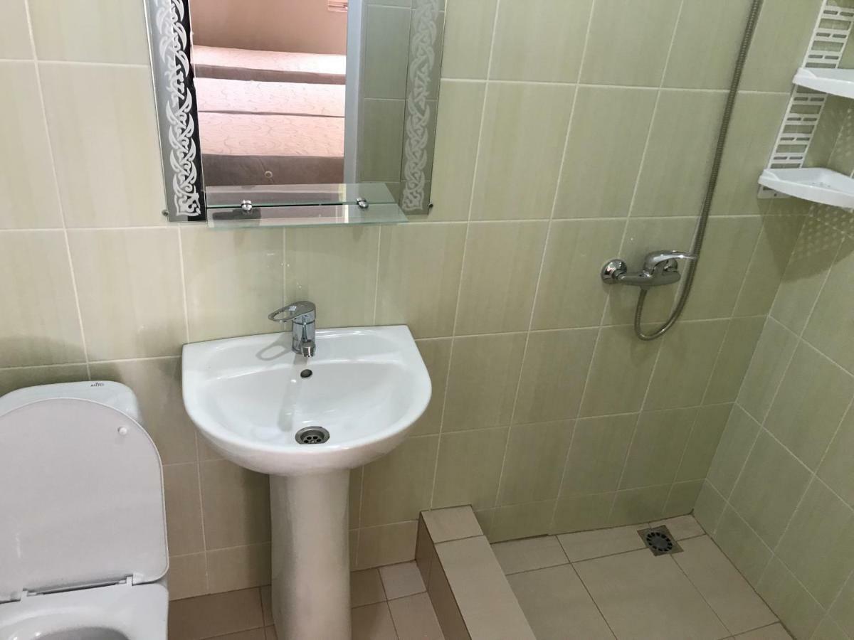 Ainar Hotel Gagra Bagian luar foto