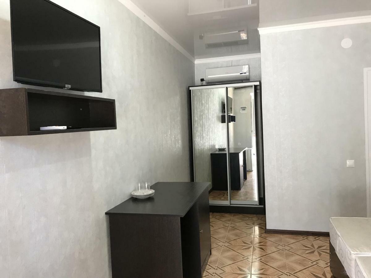 Ainar Hotel Gagra Bagian luar foto