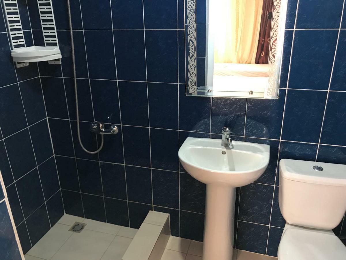Ainar Hotel Gagra Bagian luar foto